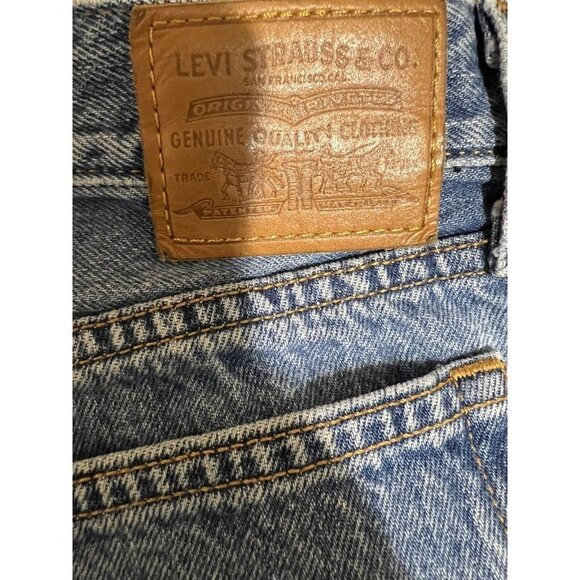 Levi's Mom Wedgie Straight Distressed Frayed Raw Hem Button Fly Jeans Sz 27 - Picture 10 of 16